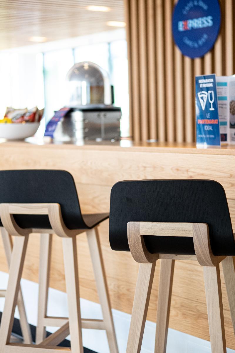 Holiday Inn Express - Bordeaux - Lormont By Ihg Buitenkant foto