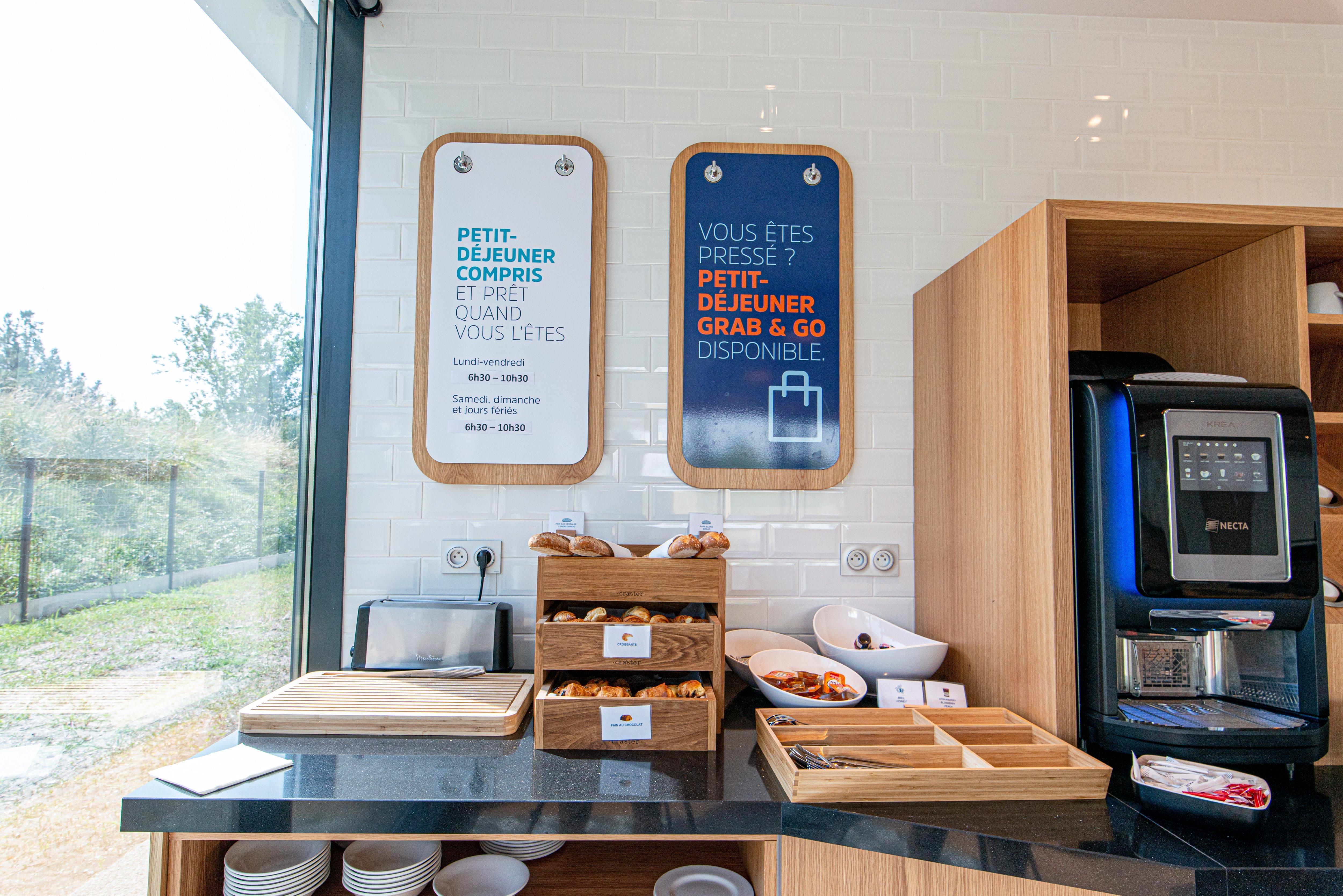 Holiday Inn Express - Bordeaux - Lormont By Ihg Buitenkant foto