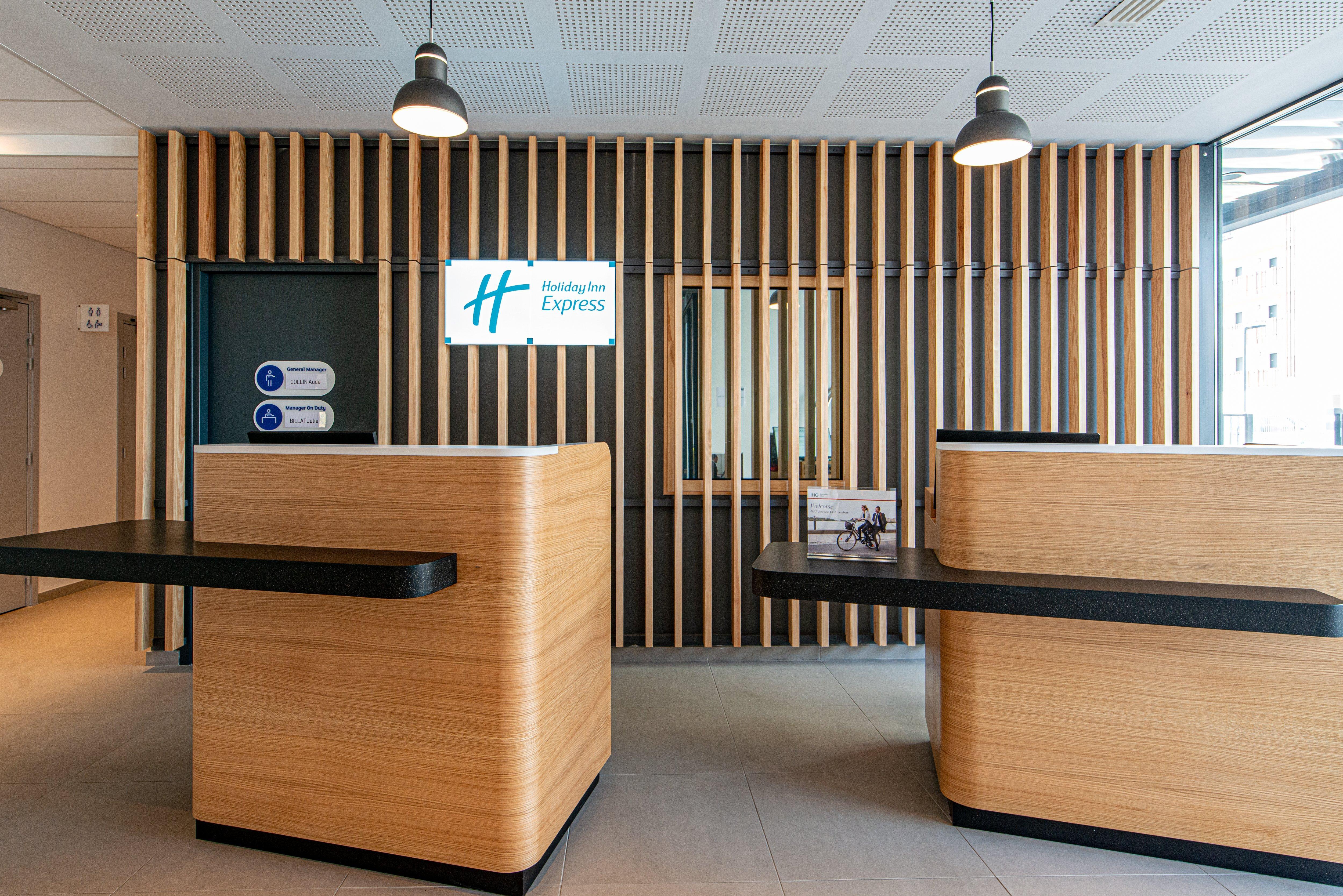 Holiday Inn Express - Bordeaux - Lormont By Ihg Buitenkant foto